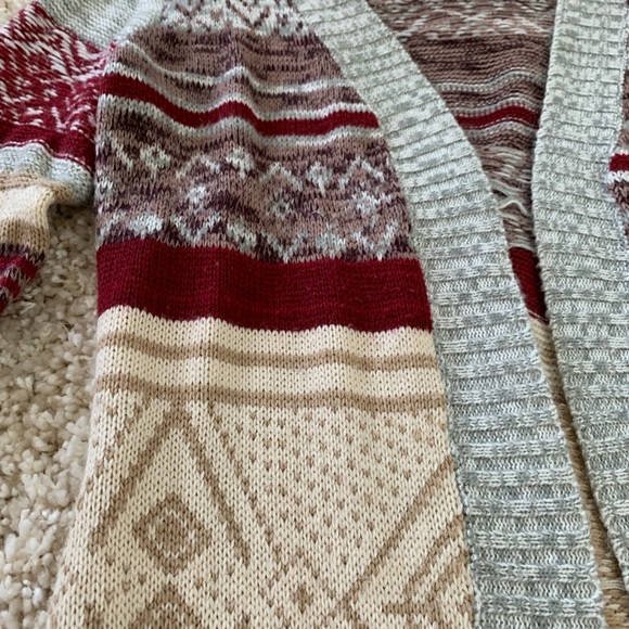 🆕 Charlotte Russe tribal open front sweater - Picture 5 of 8